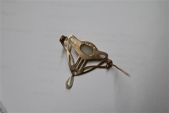 An Edwardian Art Nouveau 9ct gold, white opal and baroque pearl drop brooch, 35mm.